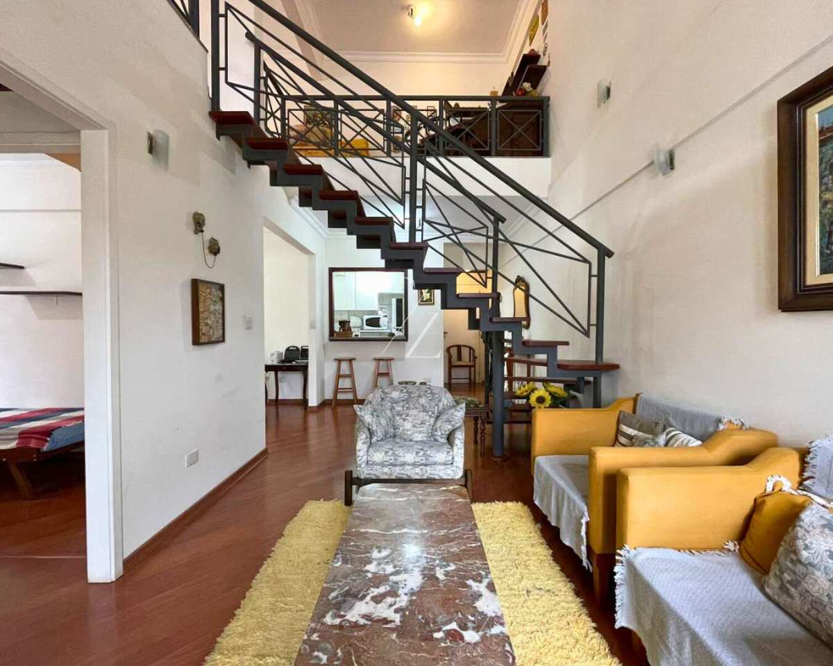 Apartamento 3 dormitórios à 500m do Capivari